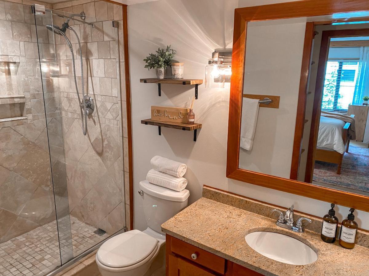 סנואושו Ski-In Ski-Out Luxury Condo With Hot Tub And Pools מראה חיצוני תמונה