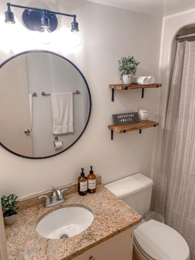 סנואושו Ski-In Ski-Out Luxury Condo With Hot Tub And Pools מראה חיצוני תמונה