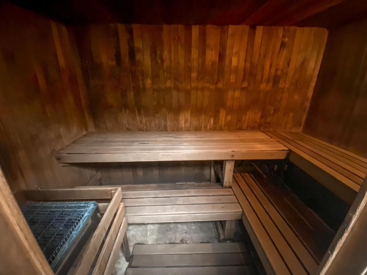 סנואושו Ski-In Ski-Out Luxury Condo With Hot Tub And Pools מראה חיצוני תמונה